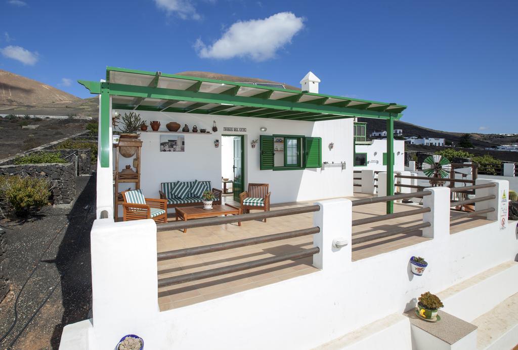Casa Tinasoria La Asomada (Lanzarote) Exterior foto
